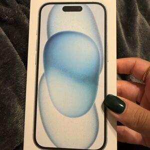Apple iPhone 15 - Blue